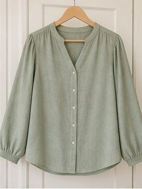 Womens Sage Green Button-Front Long Sleeve Top